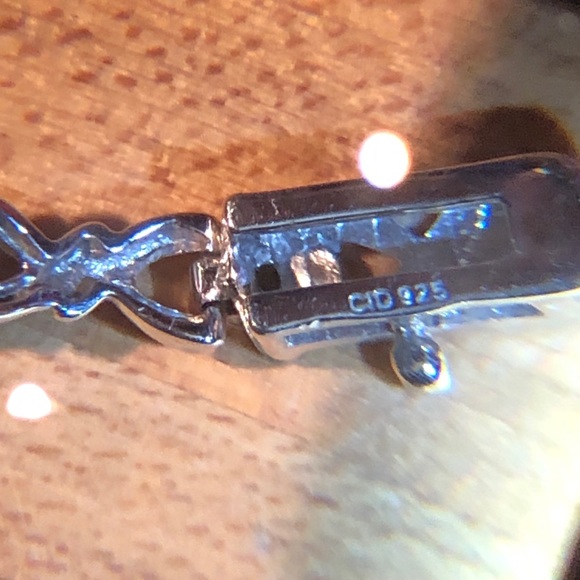 Sterling Silver stamped 925 Sapphire and diamond bracelet - Picture 11 of 13